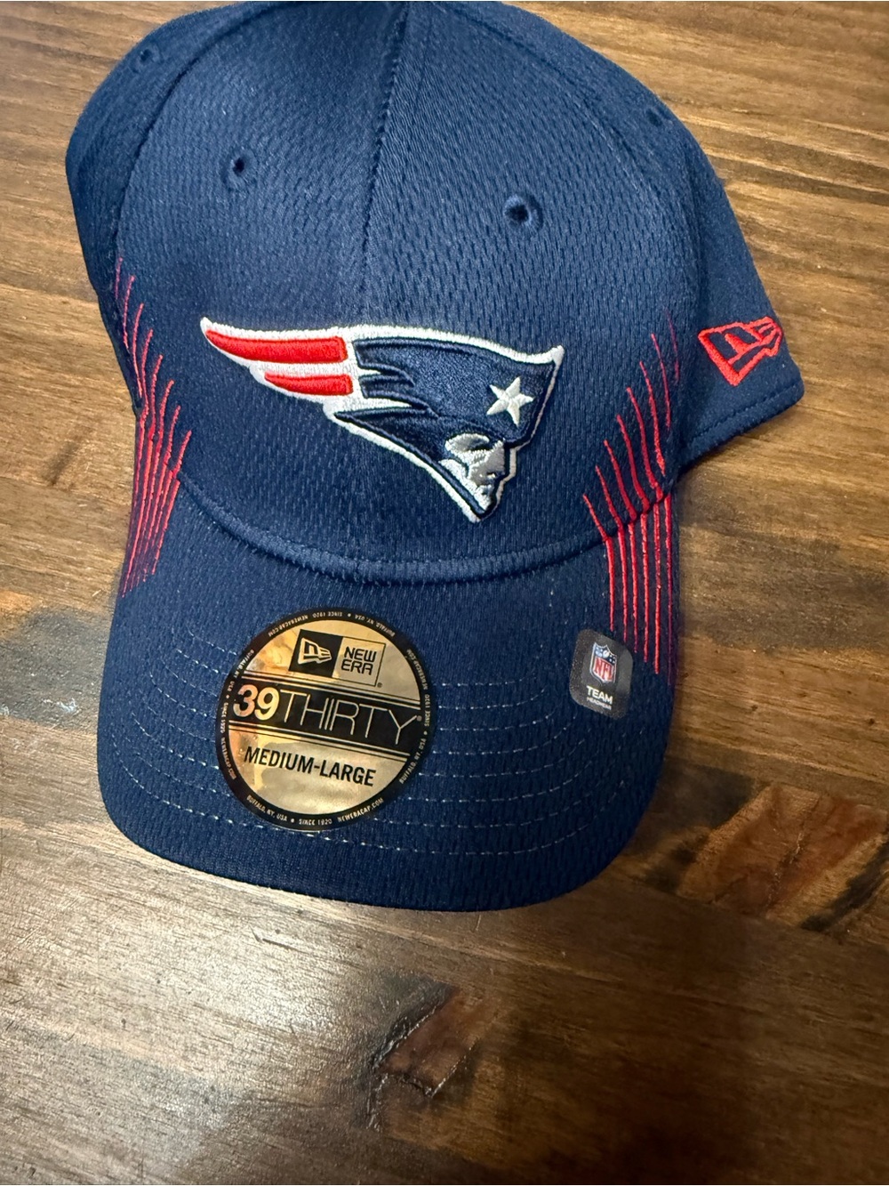New Era Navy and Red New England Patriots Stretch Fit Cap